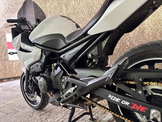 Yamaha XJ6 DIVERSION 2014-thumb-7