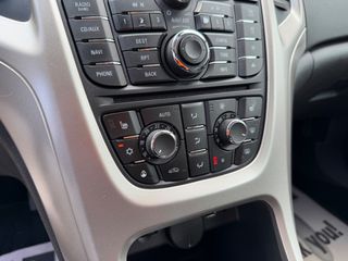 Opel Astra 2012 1.7CDTI STATION WAGON / AUTO ΛΑΖΑΡΙΔΗΣ-thumb-29