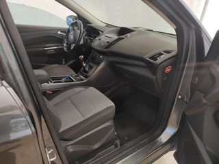 Ford Kuga 2017-thumb-3