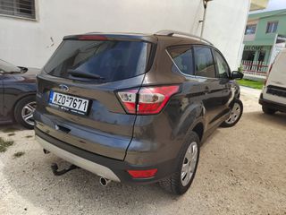 Ford Kuga 2017-thumb-5