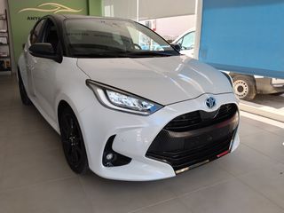 Toyota Yaris 2022 1.5 HYBRID BI-TONE-thumb-2