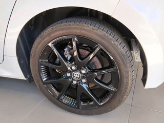 Toyota Yaris 2022 1.5 HYBRID BI-TONE-thumb-8