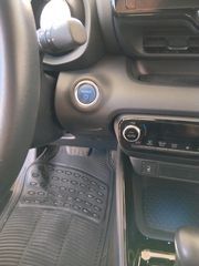 Toyota Yaris 2022 1.5 HYBRID BI-TONE-thumb-19