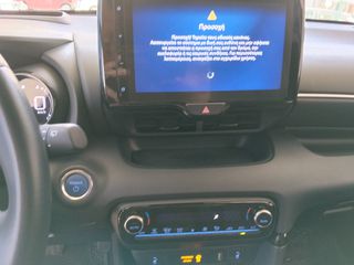 Toyota Yaris 2022 1.5 HYBRID BI-TONE-thumb-21