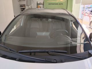 Toyota Yaris 2022 1.5 HYBRID BI-TONE-thumb-33