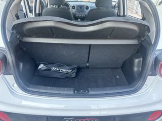 Hyundai i 10 2017-thumb-11