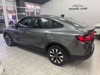Renault Arkana 2021-thumb-11