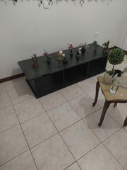 τραπεζακι σαλονιου