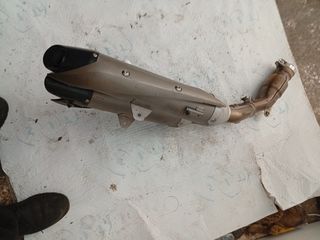 Γνήσια τελικά εξατμίσεων Yamaha r1 1000 2005 αριστική κατάσταση-thumb-3
