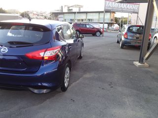 Nissan Pulsar 2018-thumb-5