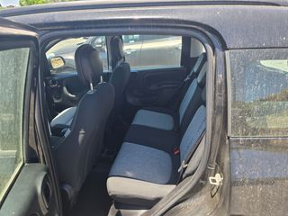 Fiat Panda 2019-thumb-8