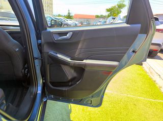 Ford Kuga 2022 1.5 TDCI START/STOPP ST-LINE-thumb-39