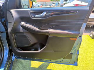 Ford Kuga 2022 1.5 TDCI START/STOPP ST-LINE-thumb-36