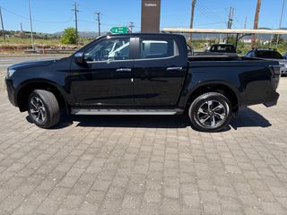 Isuzu D-Max 2026 GRAVITY  AUTO  4 DOOR-thumb-2