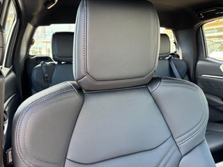 Isuzu D-Max 2026 GRAVITY  AUTO  4 DOOR-thumb-7