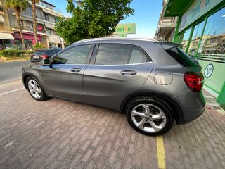 Mercedes-Benz GLA 200 2019 AYTOMATO ΠΡΩΤΟ ΧΕΡΙ ΕΛΛΗΝΙΚΟ BOOK SERVICE-thumb-4