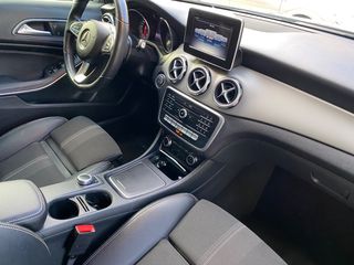 Mercedes-Benz GLA 200 2019 AYTOMATO ΠΡΩΤΟ ΧΕΡΙ ΕΛΛΗΝΙΚΟ BOOK SERVICE-thumb-12