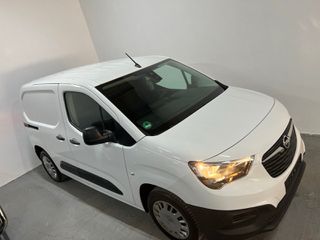 Opel Combo 2019-thumb-5