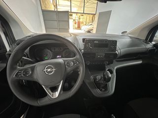Opel Combo 2019-thumb-27