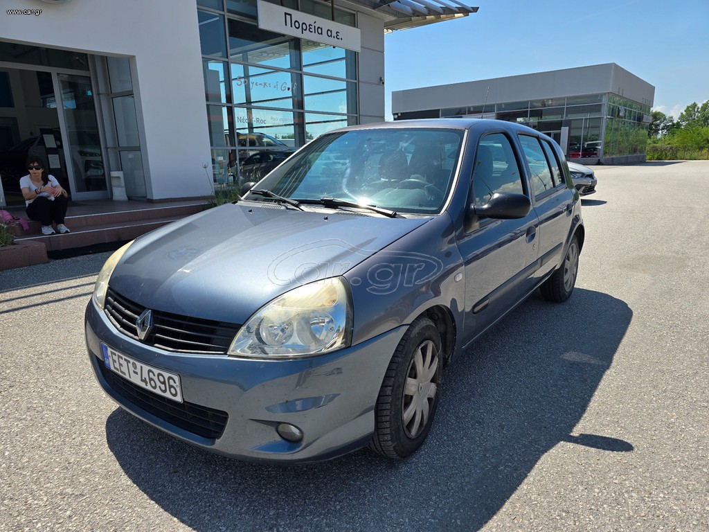 Renault Clio 2004