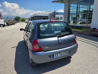 Renault Clio 2004-thumb-3