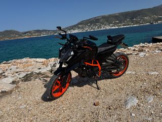 KTM 390 Duke 2024