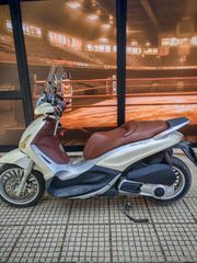 Piaggio Beverly 300i 2012