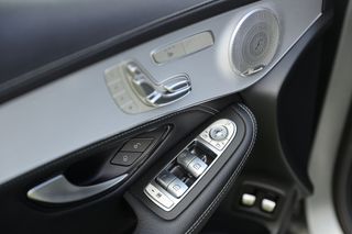 Mercedes-Benz GLC 300 2020 GLC SUV 300e Plug In 4MATIC 9G - 360HP - ''XDRIVE''-thumb-16