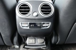Mercedes-Benz GLC 300 2020 GLC SUV 300e Plug In 4MATIC 9G - 360HP - ''XDRIVE''-thumb-22