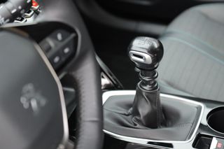 Peugeot 2008 2022 1.2 PureTech Allure - FULL EXTRA - 1ο ΧΕΡΙ - ΕΛΛΗΝΙΚΟ-thumb-26