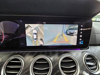 Mercedes-Benz E 220 2021 d AMG Line 9G-TRONIC Panorama LED (145)-thumb-22