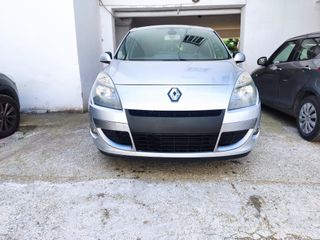 Renault Scenic 2011