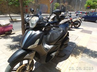 Piaggio Beverly 350 2014 ABS-ASR-thumb-1