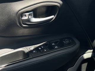 Jeep Renegade 2015 LIMITED-thumb-22