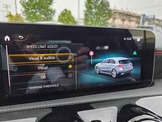 Mercedes-Benz A 200 2020 "AMG Line" 1.3 163Ps NAVI-CLIMA-FULL LED 18αρες!!!!-thumb-57