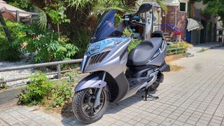 Kymco Grand DINK 125 2012-thumb-1