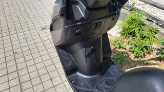 Kymco Grand DINK 125 2012-thumb-16