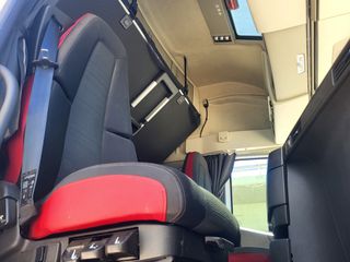 Volvo 2020 FH 460 EYRO6 D-thumb-19
