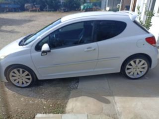 Peugeot 207 2010
