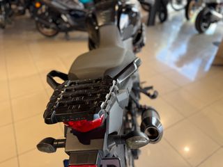 Suzuki V-Strom 1000 2014-thumb-6