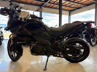 Suzuki V-Strom 1000 2014-thumb-8