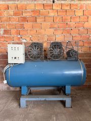 Κομπρεσερ αέρα Αεροσυμπιεστης Τorros 1000ltr