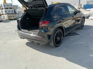 Mercedes-Benz GLA 250 2021 AMG-thumb-5