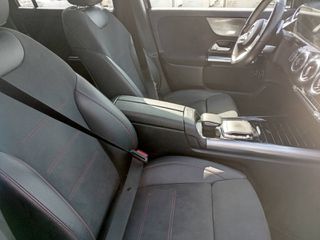 Mercedes-Benz GLA 250 2021 AMG-thumb-10