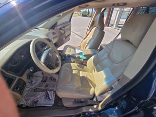 Volvo XC 70 2004 2,5 4x4 AERIO-thumb-19