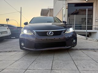 Lexus CT 200h 2011-thumb-1
