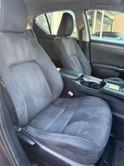 Lexus CT 200h 2011-thumb-20