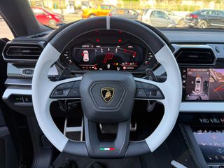 Lamborghini Urus 2025 SE Carbon / B&O 3D / ΕΤΟΙΜΟΠΑΡΑΔΟΤΟ-thumb-17