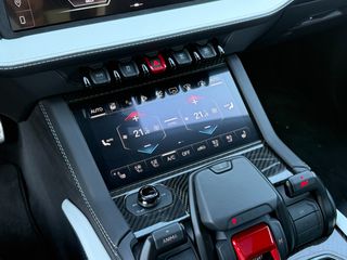 Lamborghini Urus 2025 SE Carbon / B&O 3D / ΕΤΟΙΜΟΠΑΡΑΔΟΤΟ-thumb-23