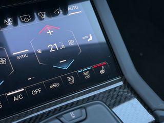 Lamborghini Urus 2025 SE Carbon / B&O 3D / ΕΤΟΙΜΟΠΑΡΑΔΟΤΟ-thumb-28
